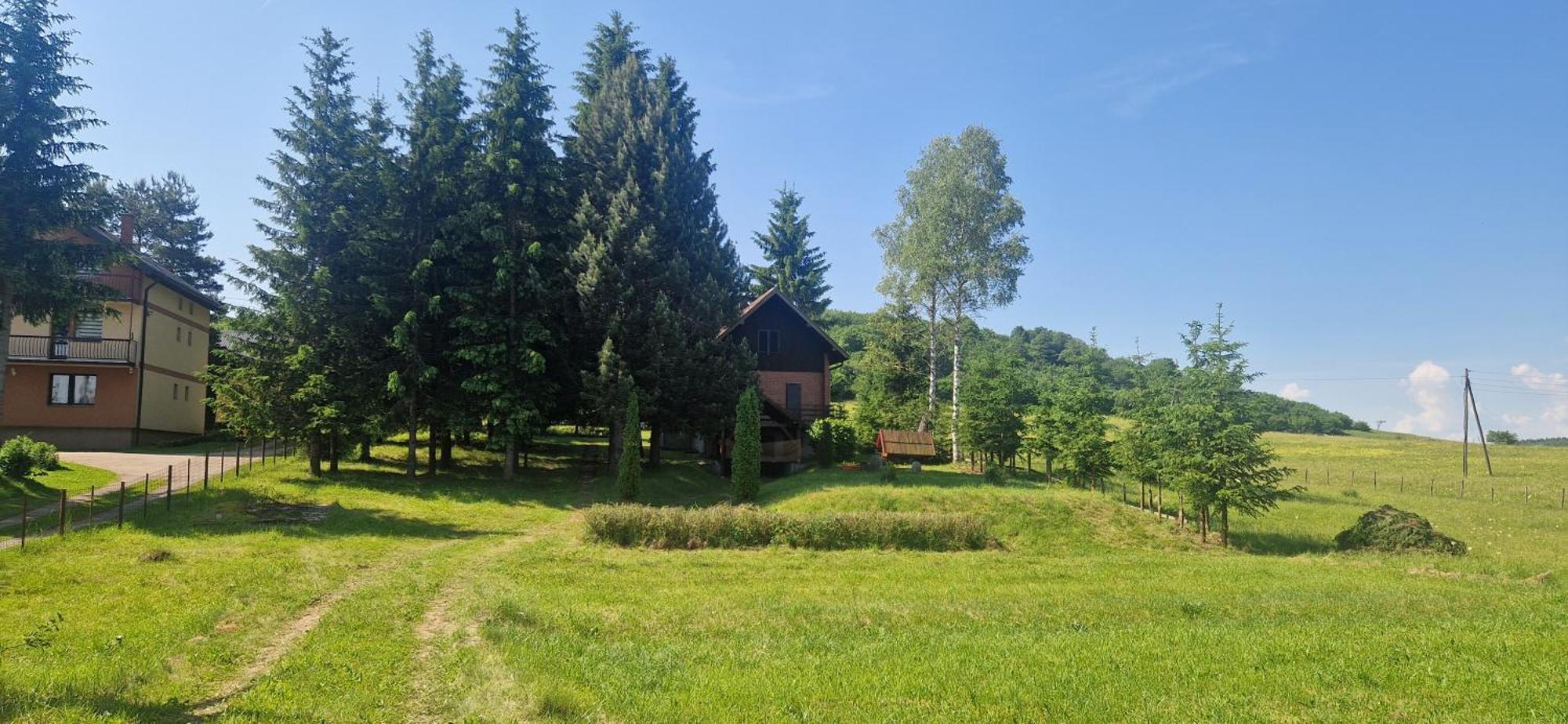 Etno Naselje Kum Bed & Breakfast Sokolac  Exterior photo